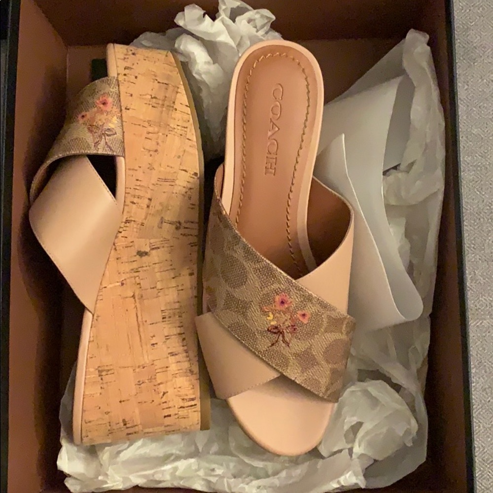 Coach Cream and Brown Sandals with Elegant Design - Picture 2 of 5